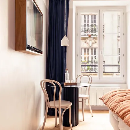 Maison Traversiere 4* Paris