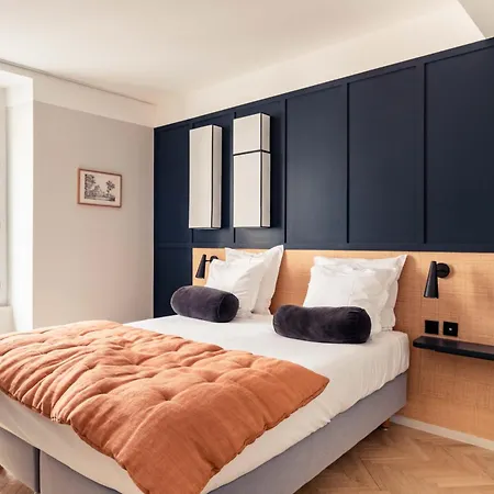 Maison Traversiere Paris