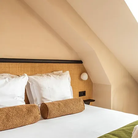 Maison Traversiere 4* Paris