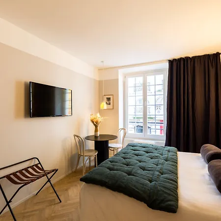 Maison Traversiere Paris