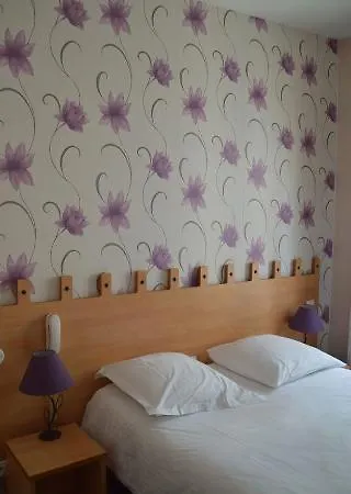 Hotel Maison Traversiere 4*