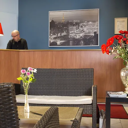 Hotel Du Midi Gare De Lyon 4*