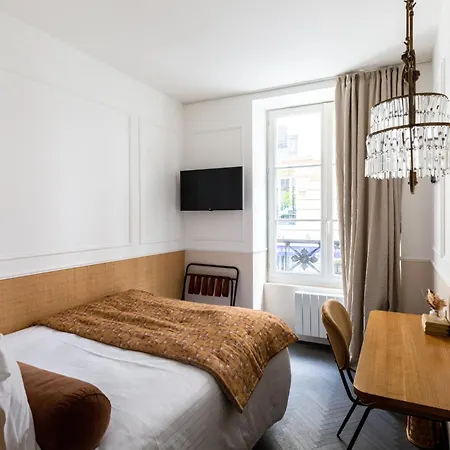 Hotel Du Midi Gare De Lyon 4*