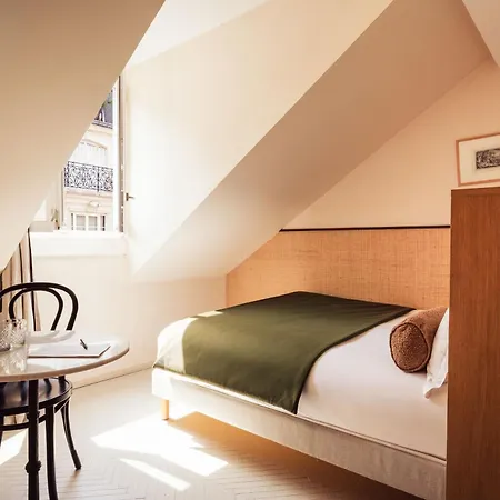 Maison Traversiere Hotel París