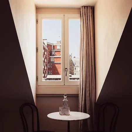 Maison Traversiere Hotel 4*