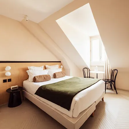 Maison Traversiere Hotel
