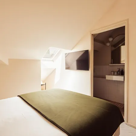 Maison Traversiere 4* Paříž