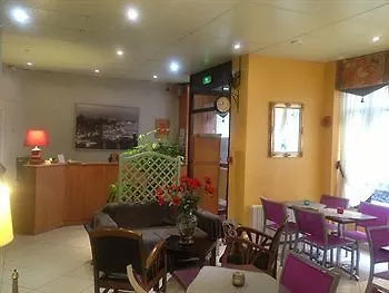 Maison Traversiere פריז