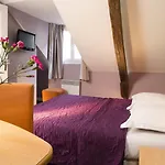 فندق Maison Traversiere باريس