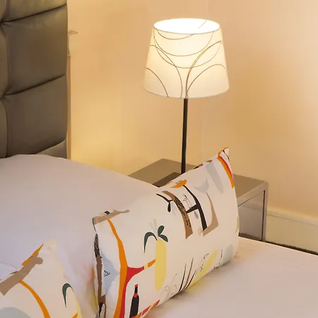 Maison Traversiere 4* باريس