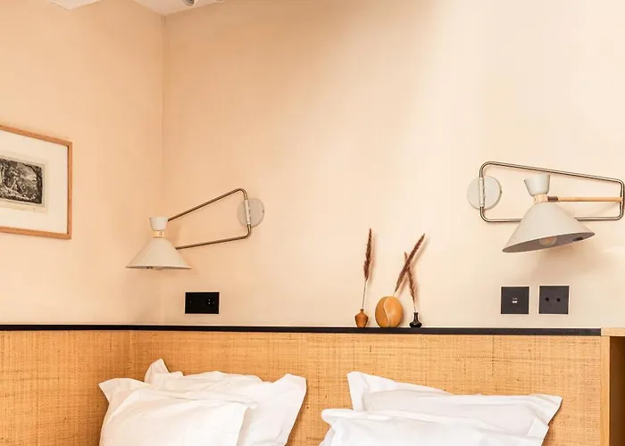Maison Traversiere Paris